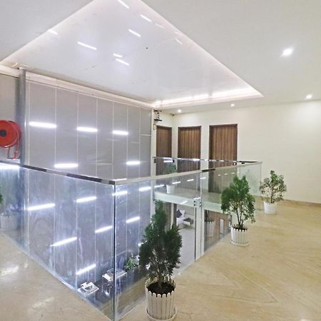 Hotel The Archer Artemis Hospital Road Sector 52 Gurgaon Eksteriør billede