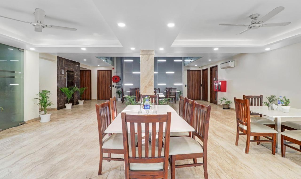 Hotel The Archer Artemis Hospital Road Sector 52 Gurgaon Eksteriør billede