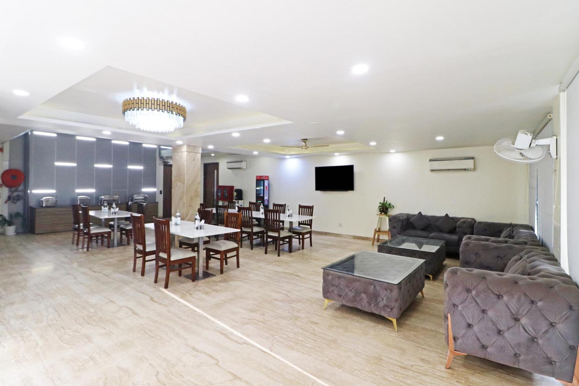 Hotel The Archer Artemis Hospital Road Sector 52 Gurgaon Eksteriør billede