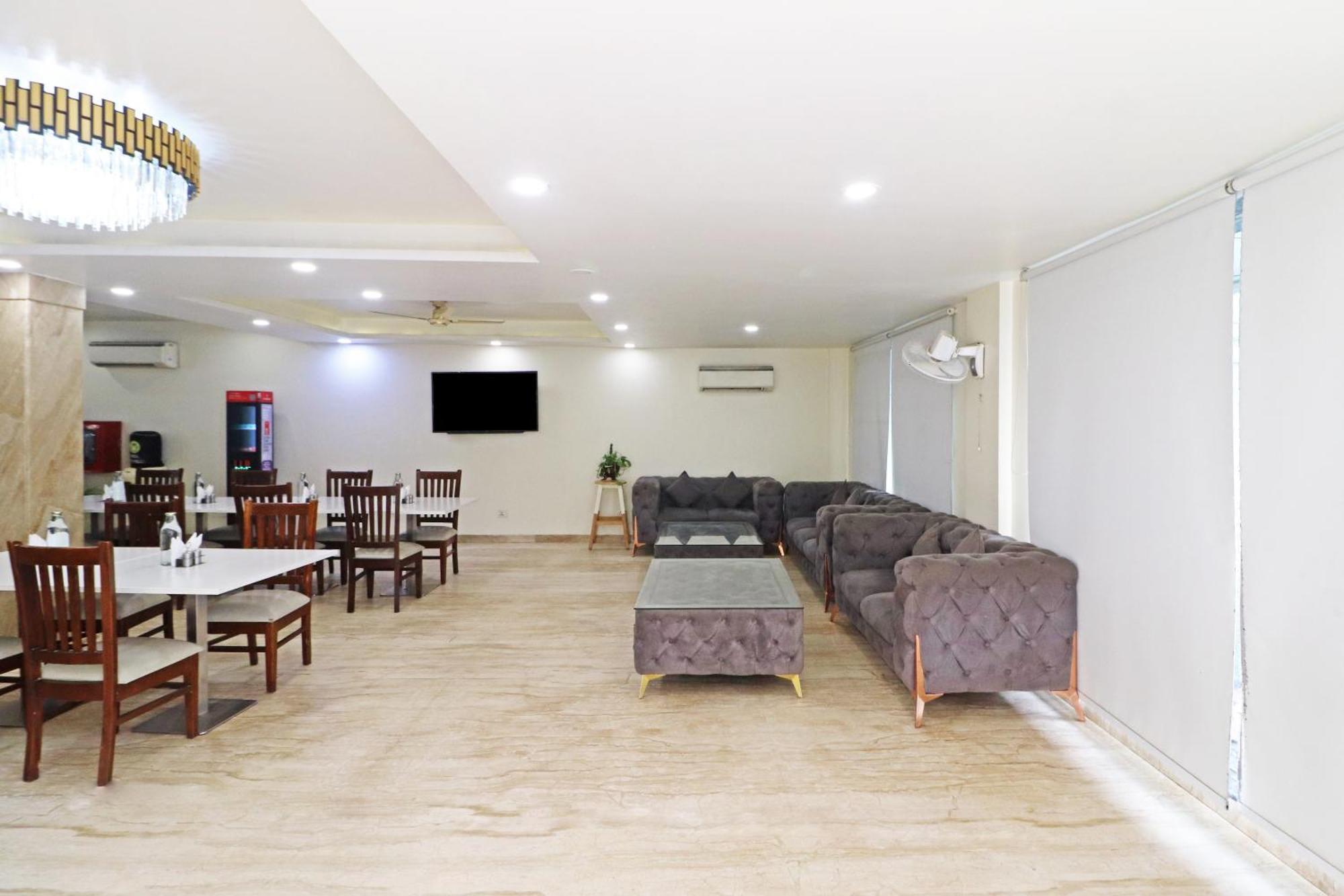 Hotel The Archer Artemis Hospital Road Sector 52 Gurgaon Eksteriør billede